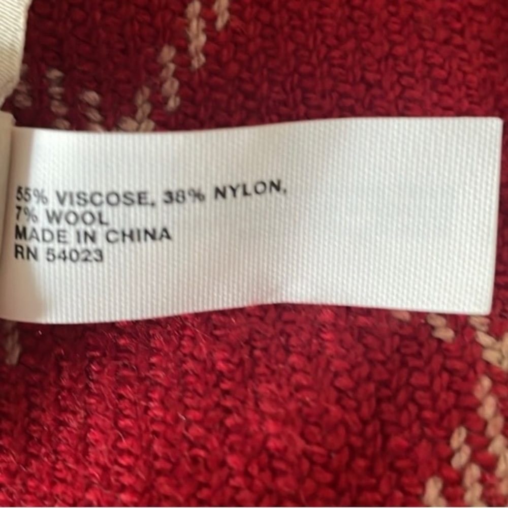 Banana Republic Red Plaid Fringe Wrap Scarf - Picture 4 of 5